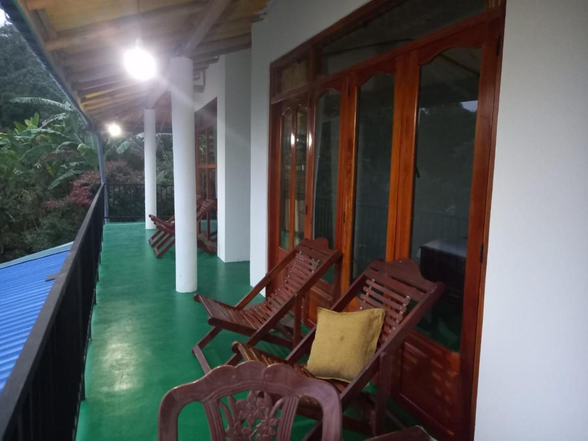 Chamodya Home Stay เอลลา ภายนอก รูปภาพ