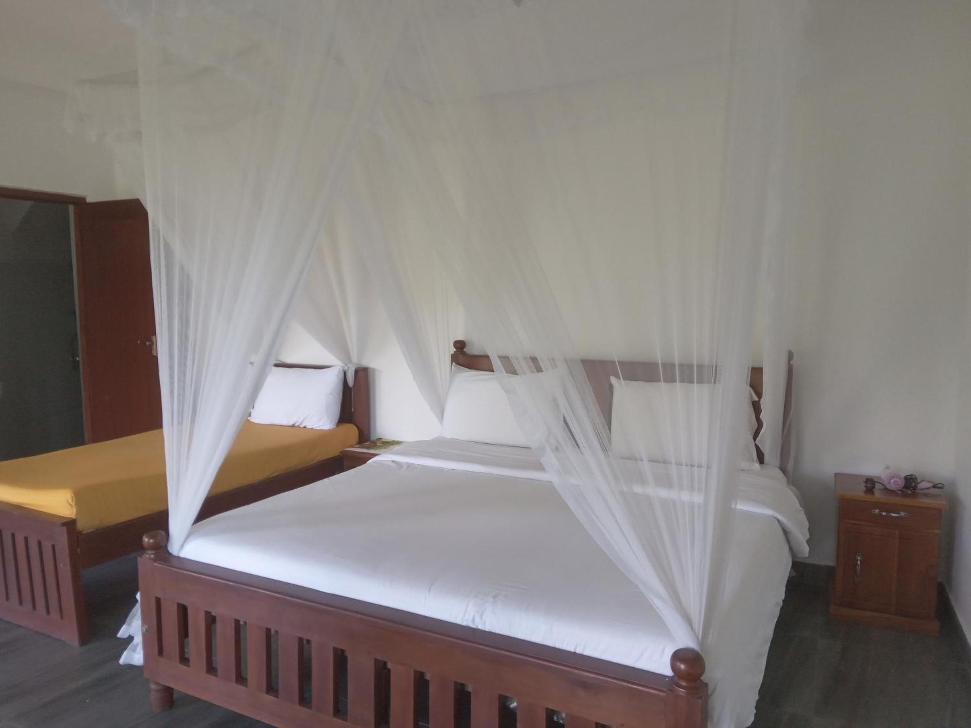 Chamodya Home Stay เอลลา ภายนอก รูปภาพ