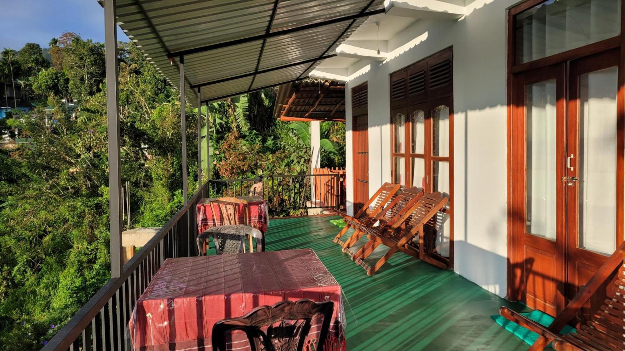 Chamodya Home Stay เอลลา ภายนอก รูปภาพ